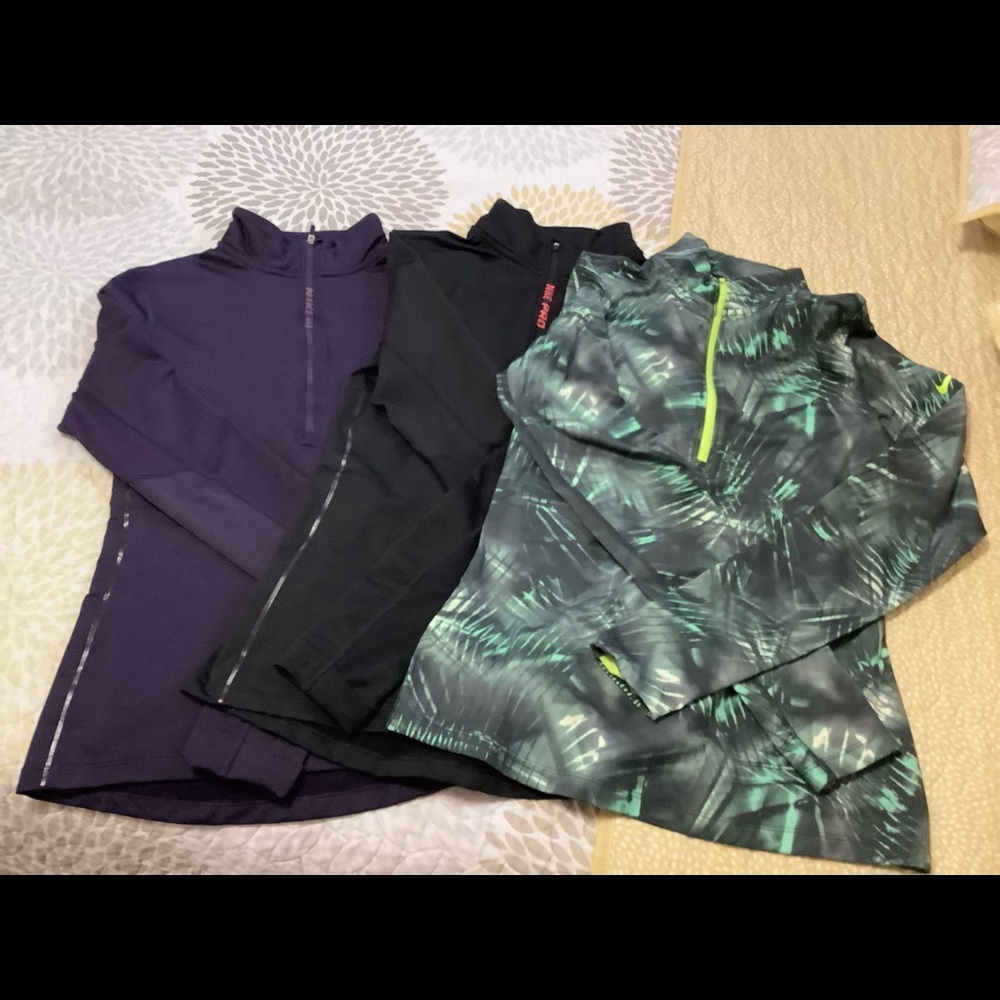 3 Nike long sleeve tops